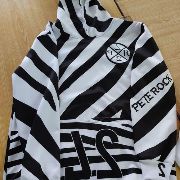 jogging Suit - Picture 2 of 5